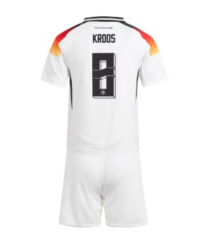 Billiga Tyskland Toni Kroos #8 Hemmatröja Barn EM 2024 Kortärmad (+ Korta byxor)